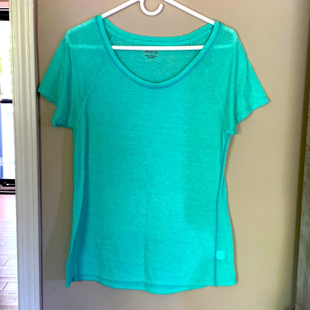Bcg Athletic T-shirt Beautiful Teal EUC Super Soft Breathable Fabric